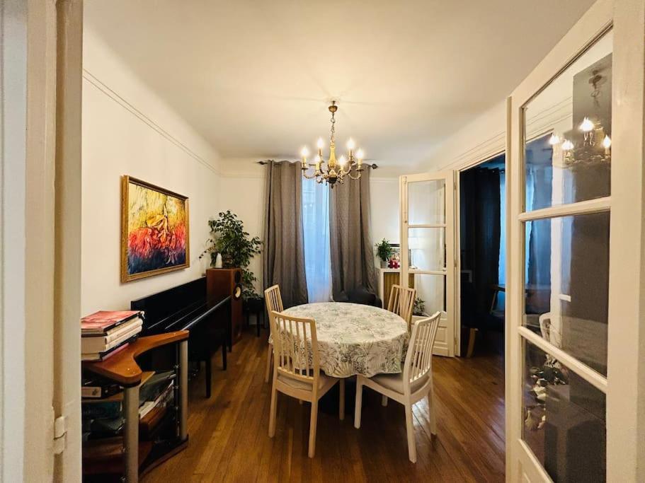 Beautiful And Spacious In Apartment